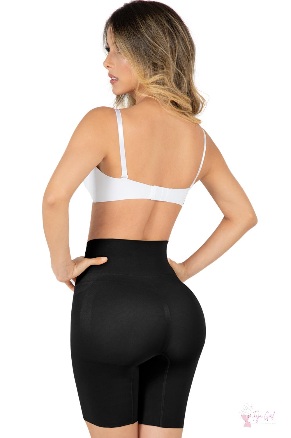 Seamless Short-Faja Girl