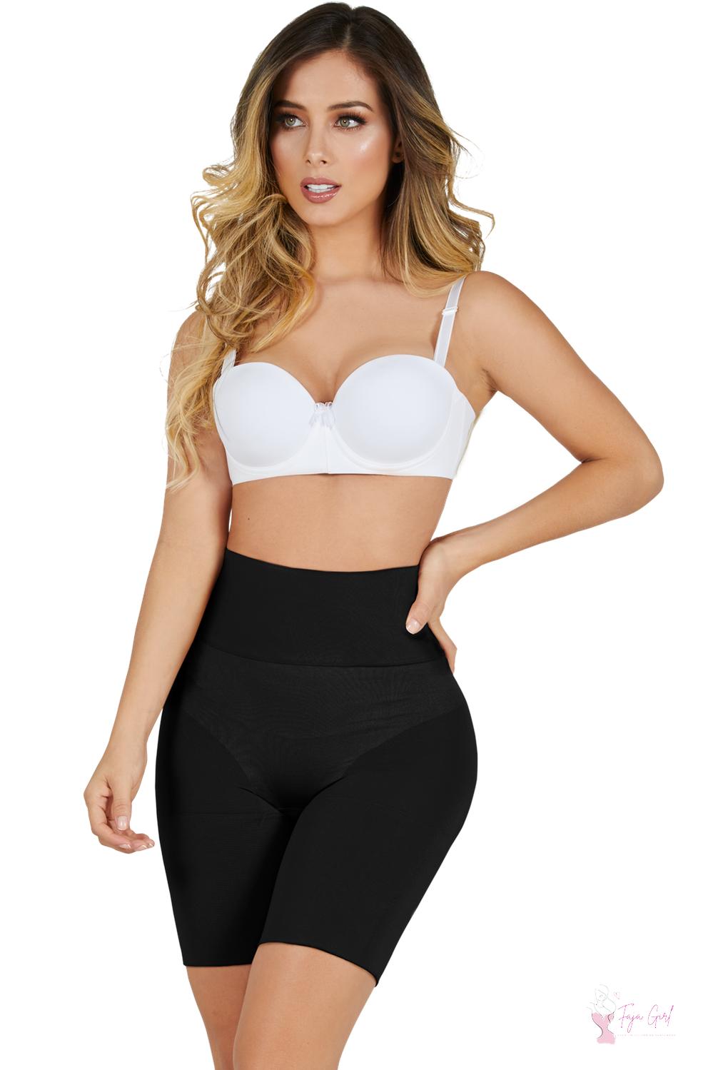 Seamless Short-Faja Girl
